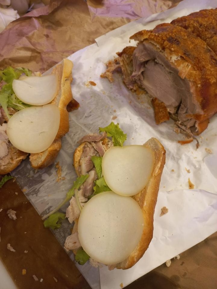 Panino con porchetta