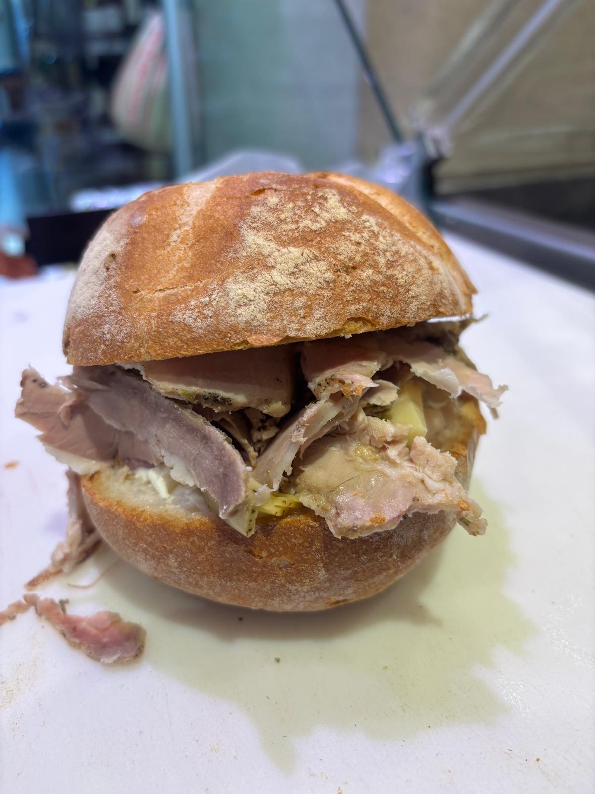 Paninino con Porchetta di Ariccia